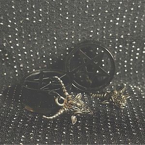 Dangle Pentacle Plugs